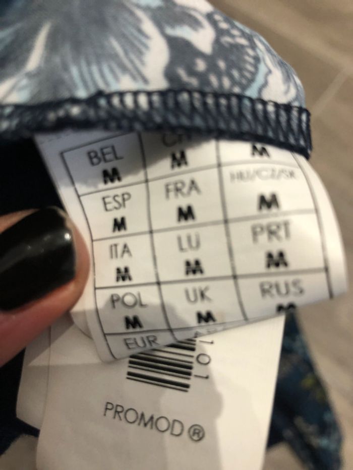 Joli teeshirt bleu à fleurs Promod taille M - photo numéro 5