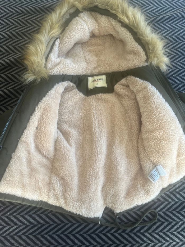 Manteau garçon très chaud fourrée 2 ans - photo numéro 2
