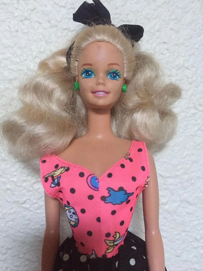 ancienne BARBIE blonde originale Capri collection 1990 - photo numéro 4