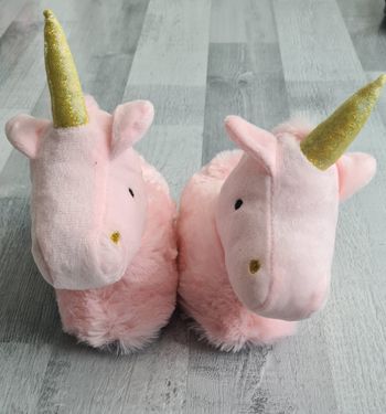 Chaussons licorne taille 24/25