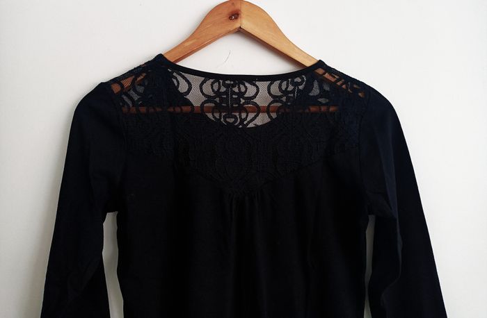 T-shirt noir à dentelle manches longues. Etam. Taille S / 36 / 38 - photo numéro 5