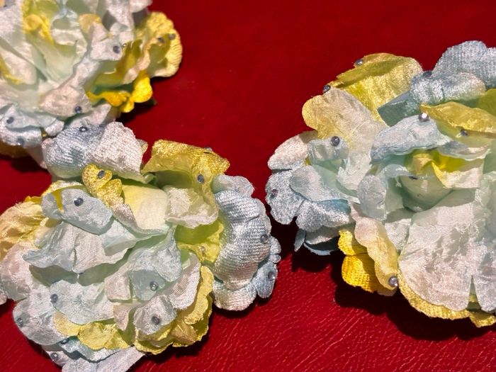 Lot 5 fleurs broche vert bleu avec strass - photo numéro 4