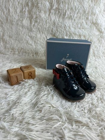 Paire de bottillons marine Jacadi taille 18