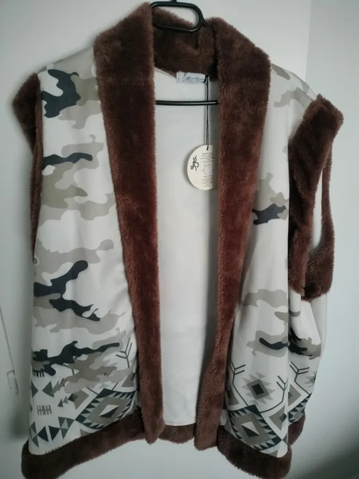 Veste sans manches - photo numéro 2