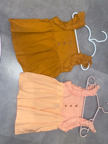 Lot de Deux jolis débardeurs