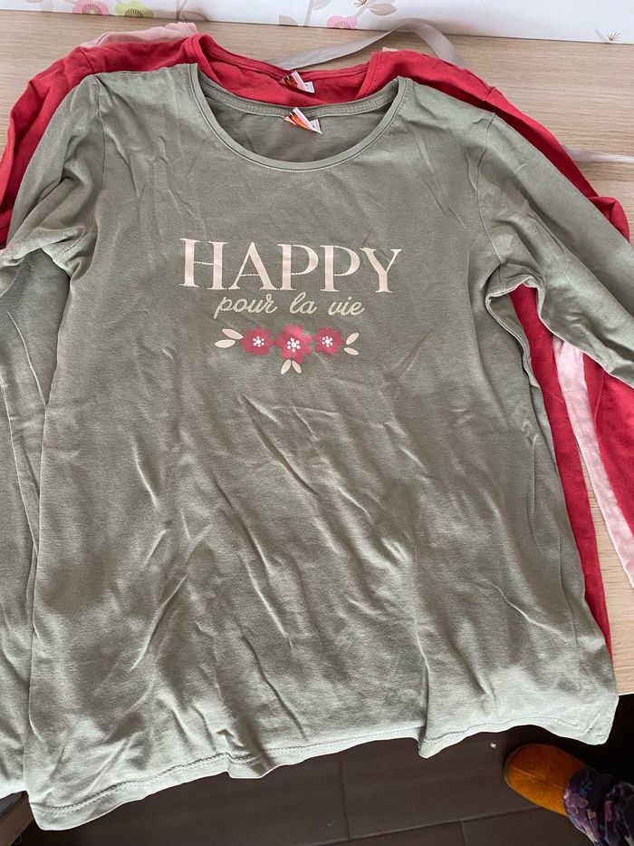 Lot 4 tee shirts manches longues TAO