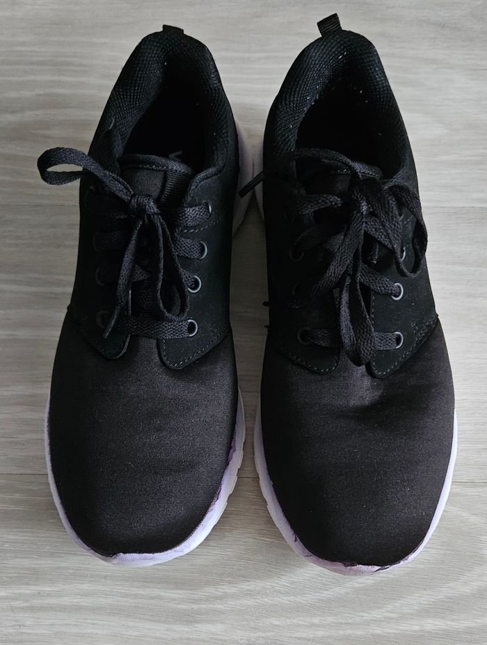 Baskets noires