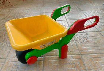 Brouette enfant en plastique 3ans