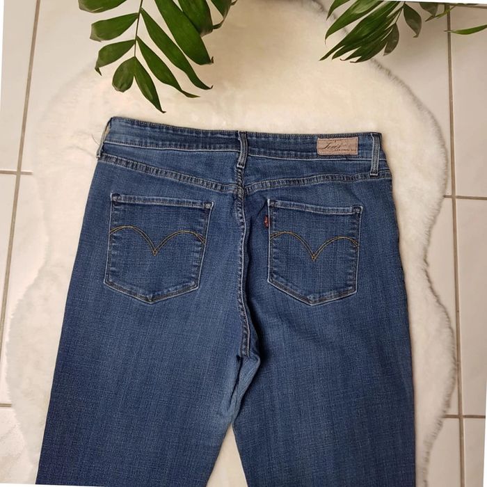 Jean Levi's Demi Curve Mid Rise Straight Bleu - photo numéro 7