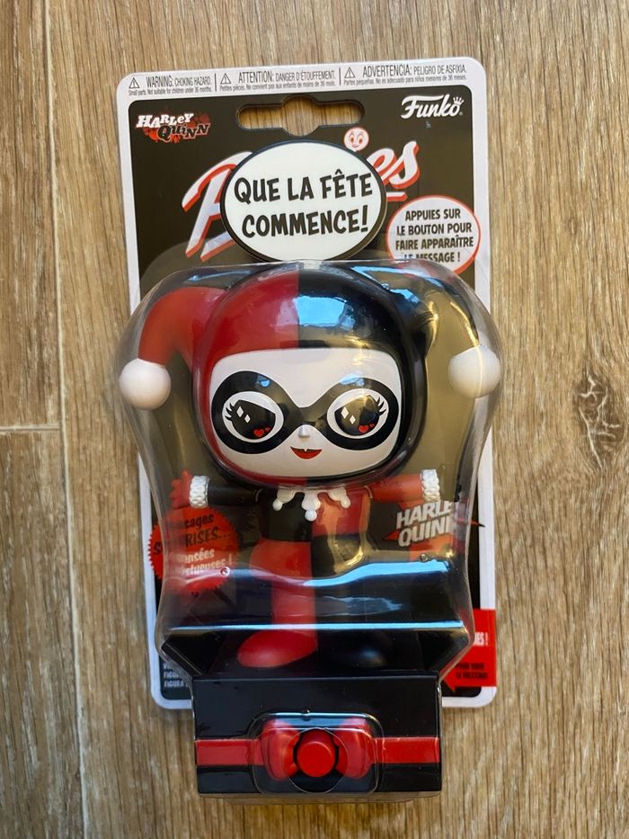 Figurine Harley Quinn avec message surprise - 12 cm