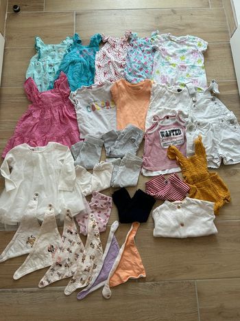 Lot 27 articles 6 mois