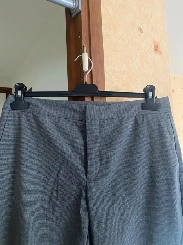 👖 Élégant pantalon gris Zara femme - Taille 38 - photo numéro 4