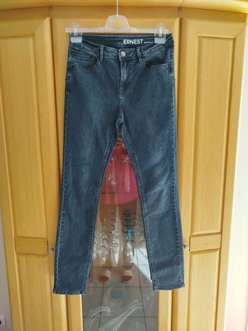 Jean brut taille 38 slim