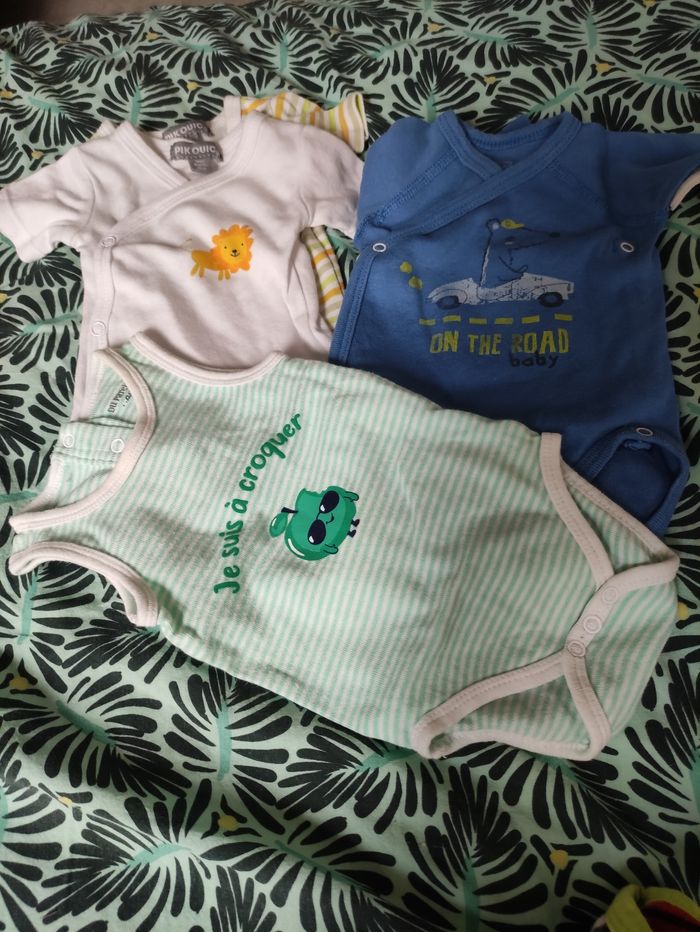 Lot naissance au 2mois - photo numéro 2