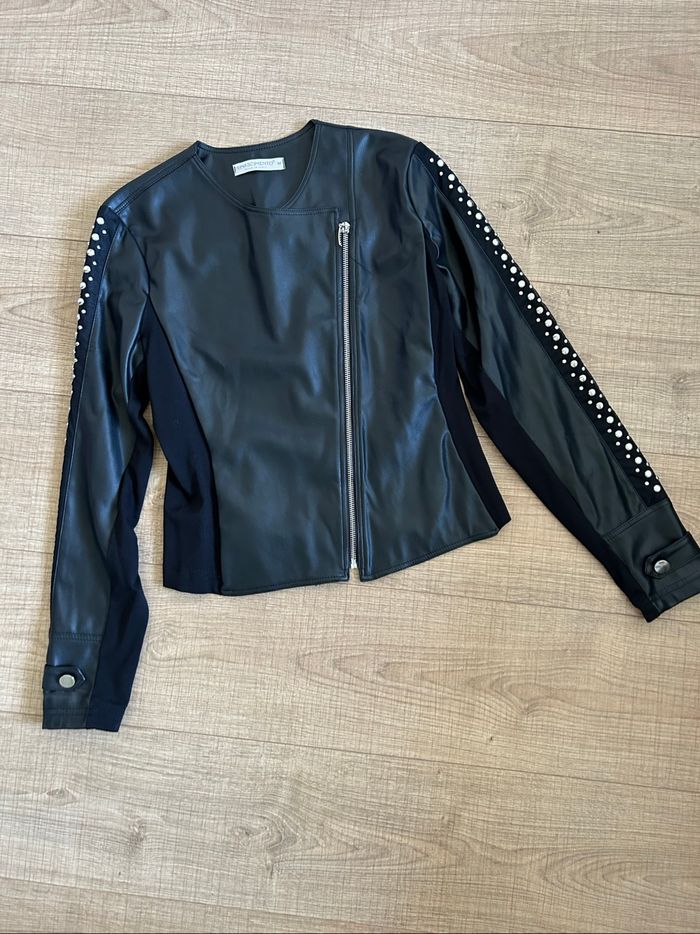 Veste noire avec simili cuir Rinascimento taille M jamais portée - photo numéro 8