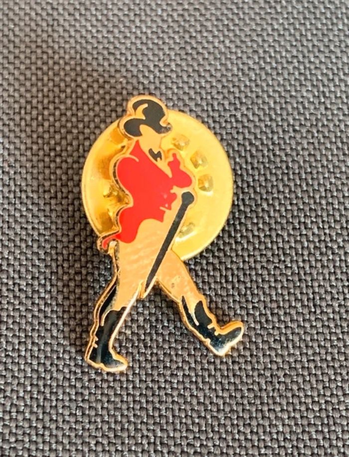 Pin's Johnnie Walker Whisky badge