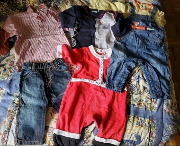 lots de 5 vêtements 12mois (4e)