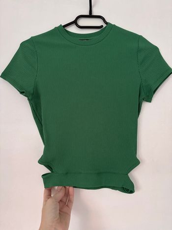Tee shirt