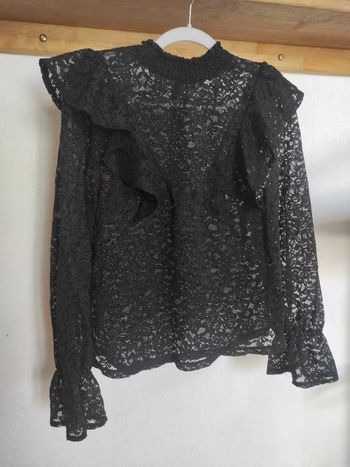 Blouse noire Pimkie en dentelle