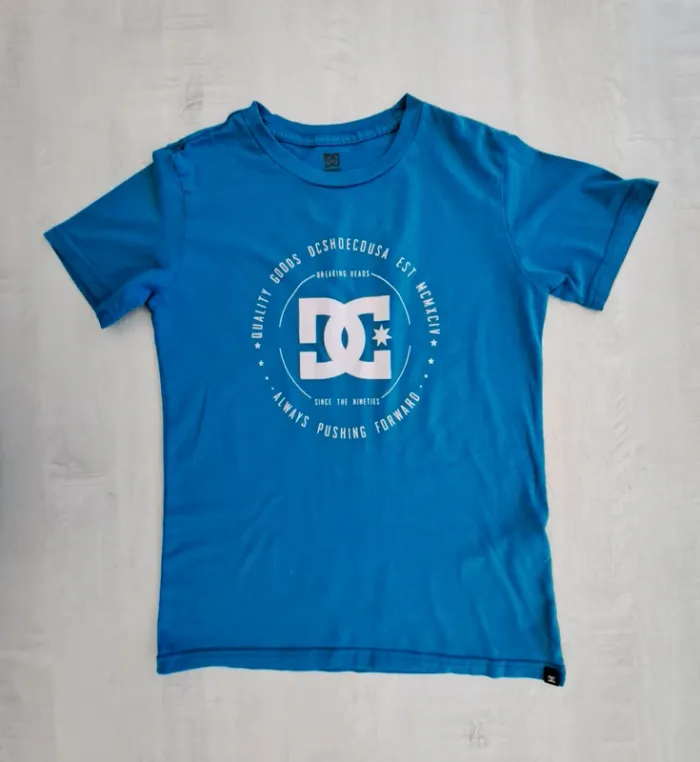 T-shirt bleu DC Shoes - taille 10 ans - printemps été - 100% coton