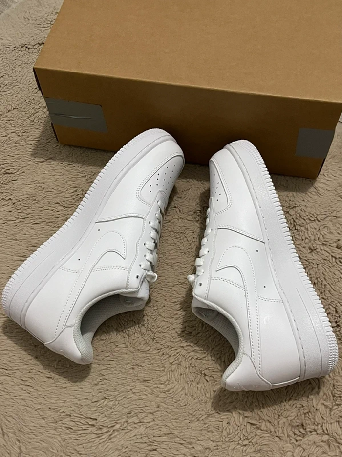 Nike Air Force 1 - Taille 37.5 - photo numéro 9