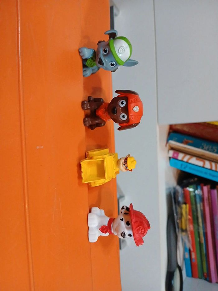 4 figurines pat patrouille