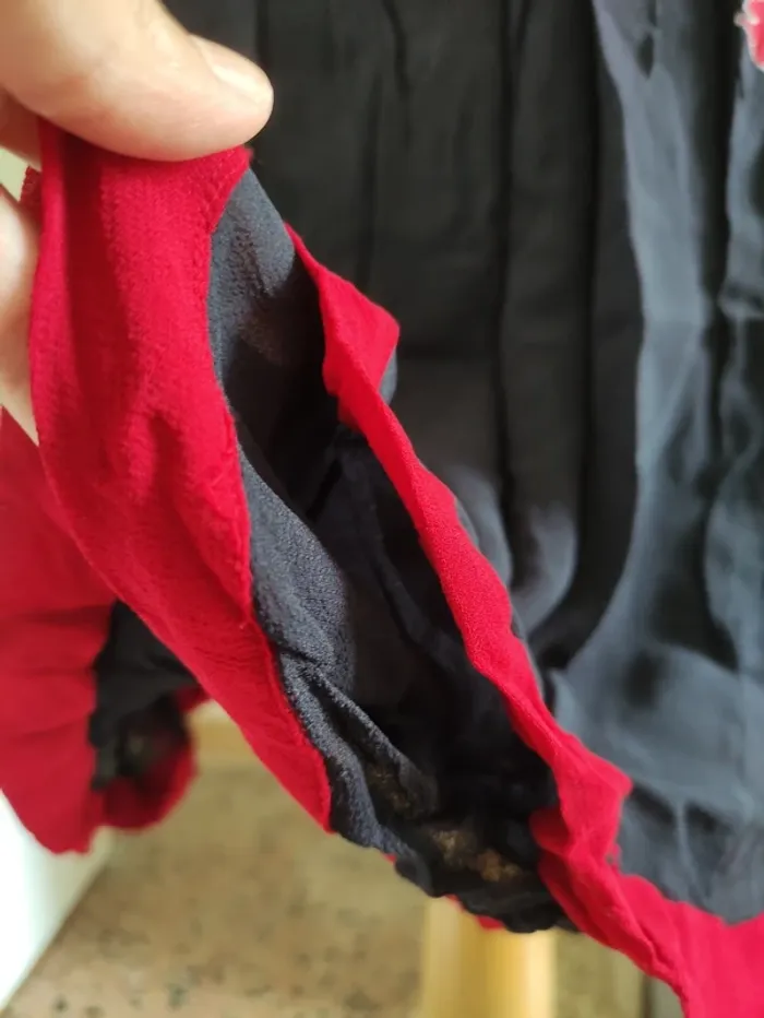 Robe noire et rouge derby - photo numéro 9
