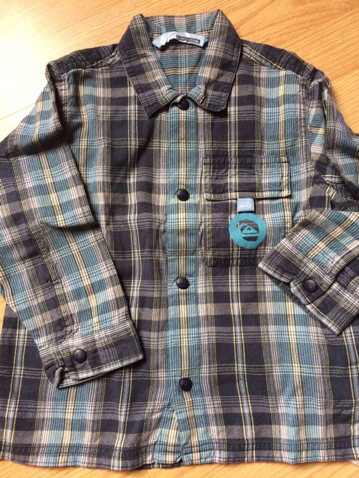 2 chemises manches longues#quicksilver#4 Ans - photo numéro 2
