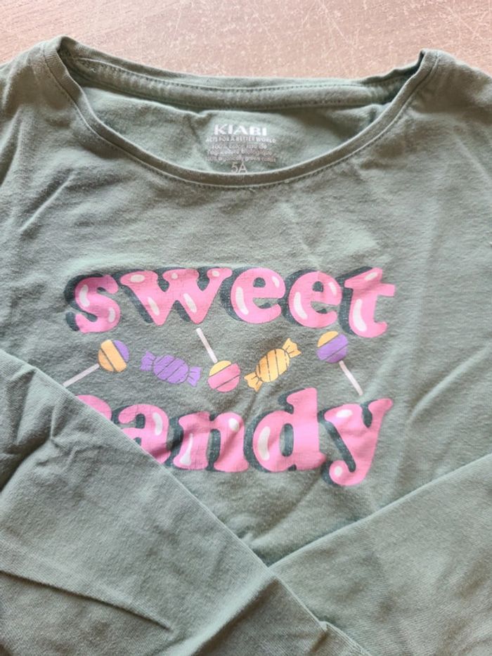 Lot de 2 tee-shirt manches longues. 4 et 5 ans. Kiabi - photo numéro 3