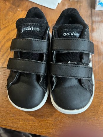 Chaussure garçon taille 23 Adidas