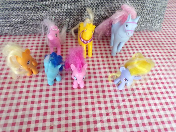 Lot 7 poneys