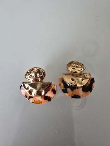 Boucles d'oreilles neuves