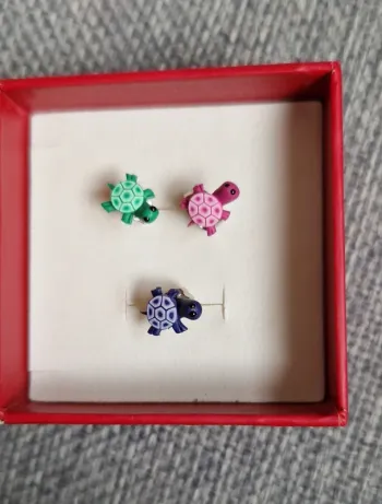 Puces d'oreilles tortues