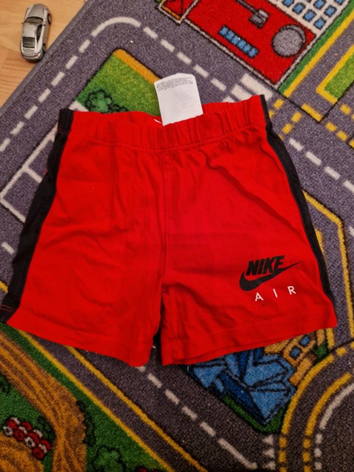 Short nike
