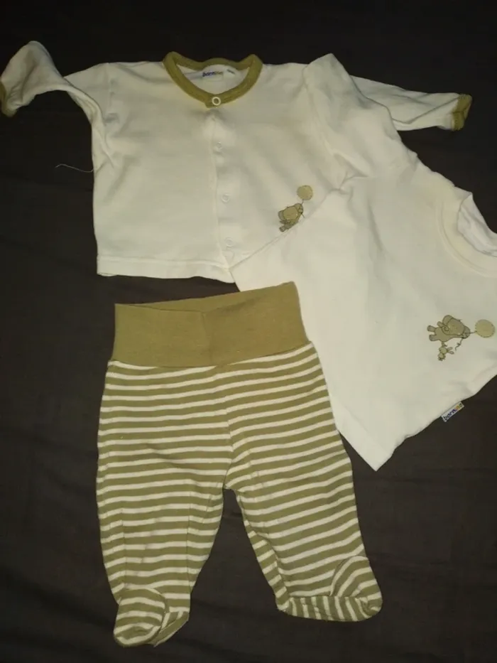 Ensemble 1 Mois Fille - photo numéro 2