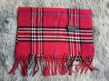 ❤️✨ Écharpe Burberrys of London – Vintage Lambswool – Tartan Rouge ✨❤️
