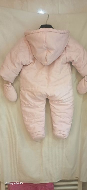 Combinaison bébé grain de blé molletonné chaude 9 mois couleur rose état neuf