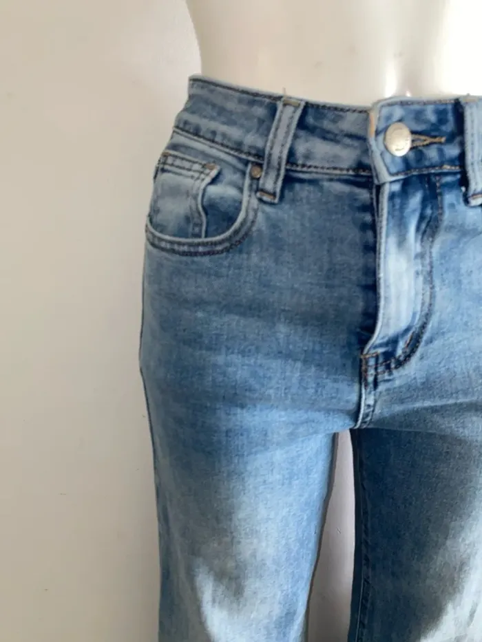 Jeans évasé taille 34 - photo numéro 2