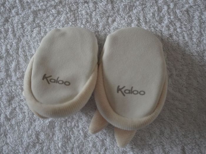 Chaussons écrus daim/velours brodés Kaloo pour bébé Taille : 0/6 mois - photo numéro 4