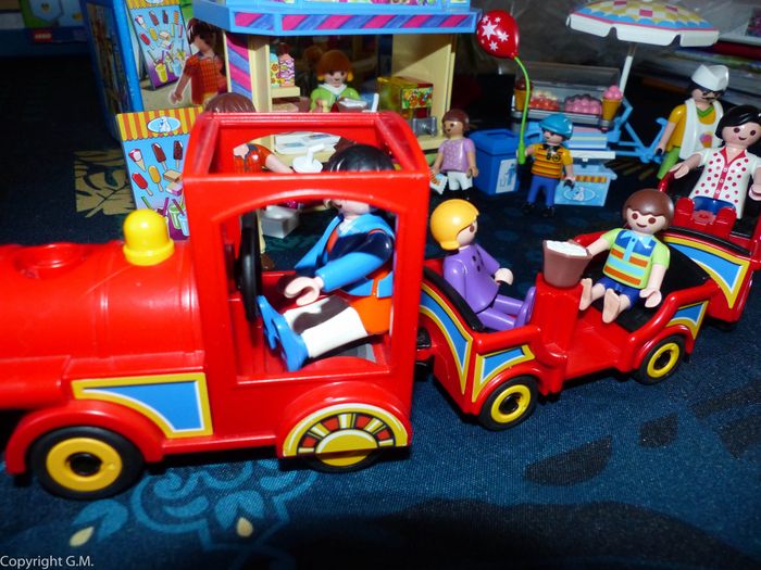 PLaymobils lot fete glacier + train enfants - photo numéro 3