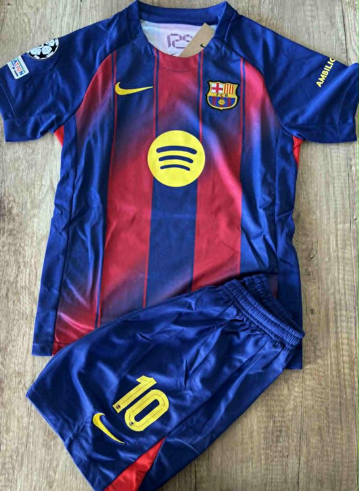 Maillot de football Barcelon Lamine Yamal 8ans - photo numéro 2