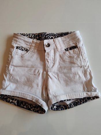 Short 4 ans