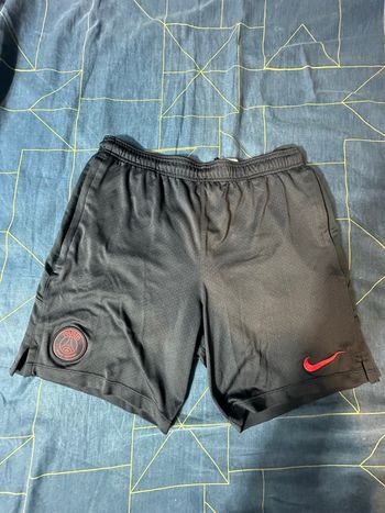 Short de Foot PSG - Taille M - Bon état