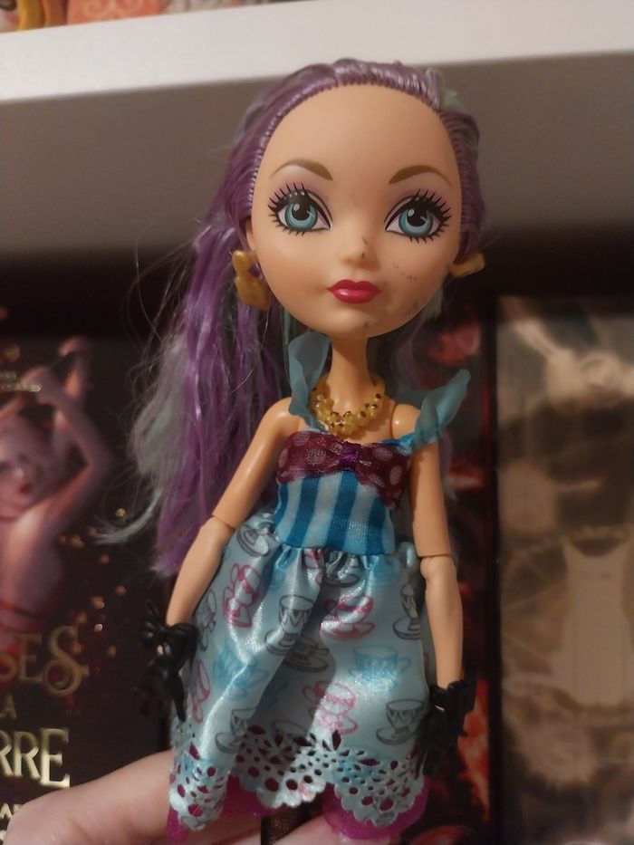 Poupée Madeline Hatter Hat Tastic Party Ever After High Mattel - photo numéro 2