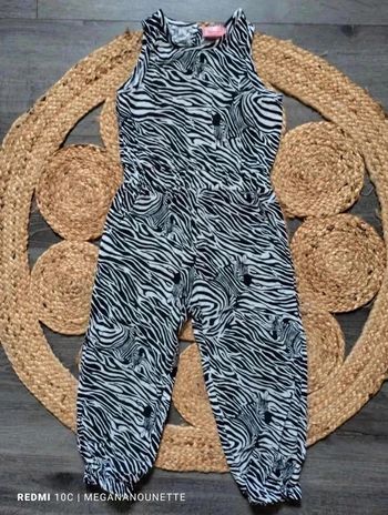 🖤 Combinaison zébrée - Taille 4 ans - Parfait état 👗 Marque : Parisienne