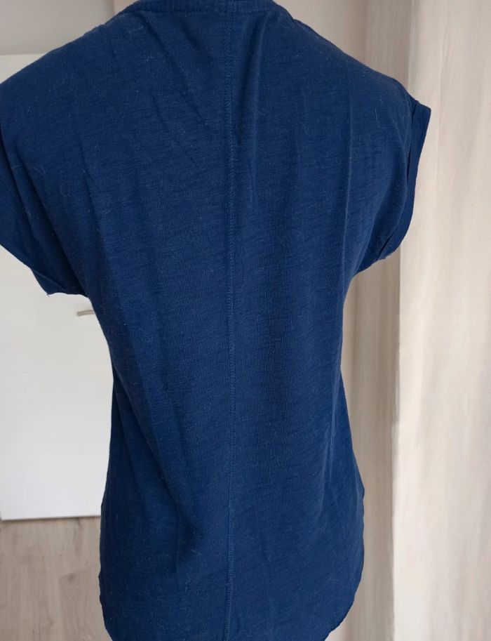 Tee-shirt bleu - photo numéro 5