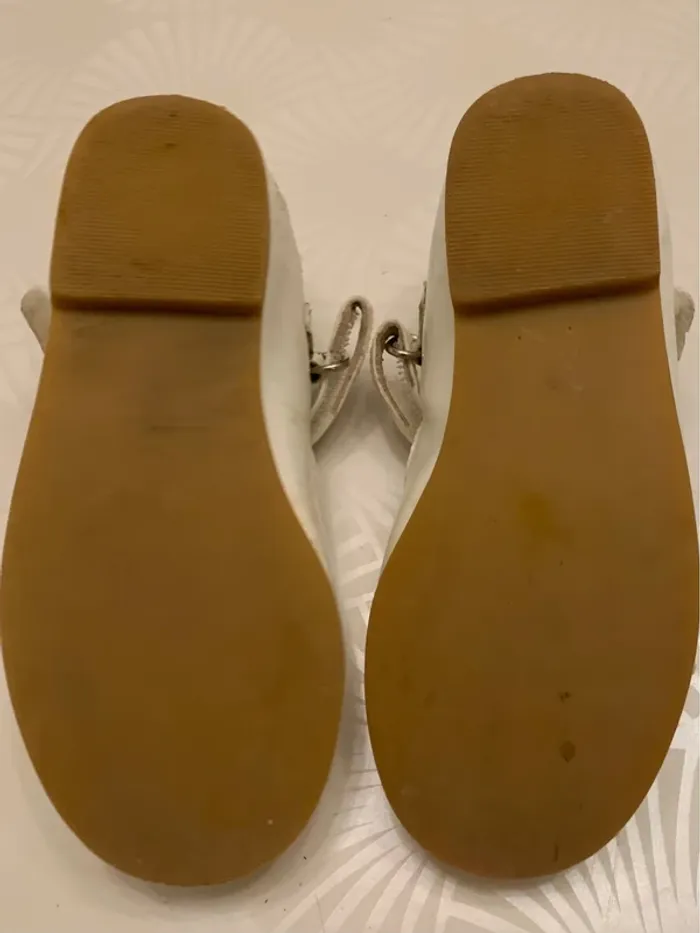 Lot chaussures Fille Jacadi 25 - photo numéro 4