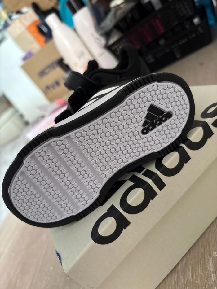 Adidas baskets 21 - photo numéro 3