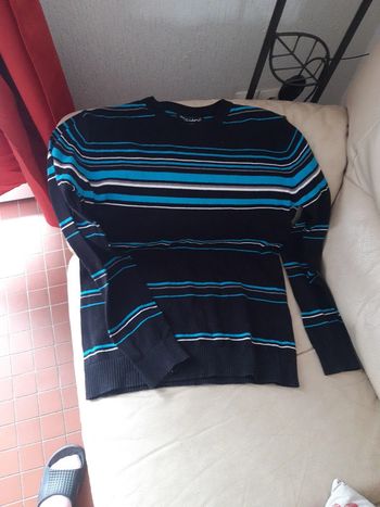 Pull fin overgame taille 12 ans