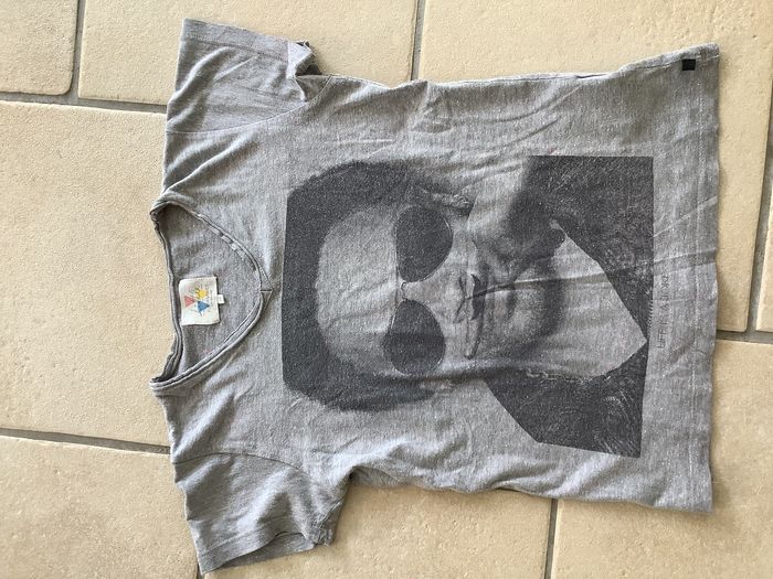 Tee shirt éleven paris 12 ans